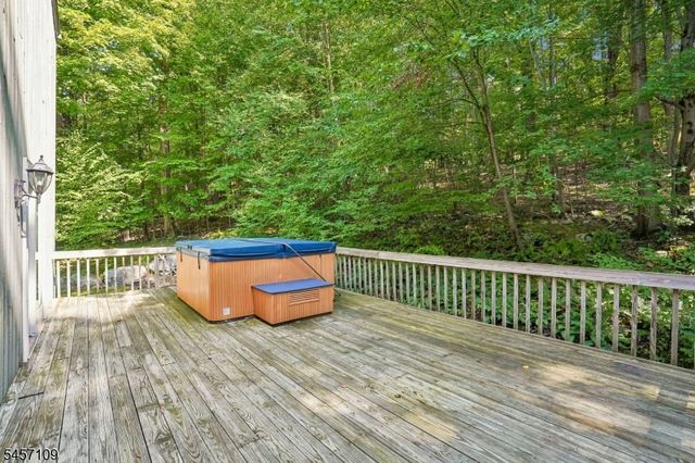 9 Ross Rd, Byram Twp., NJ 07874