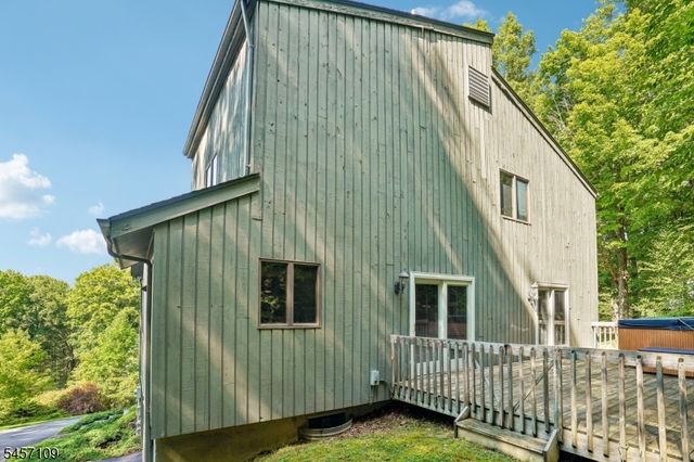9 Ross Rd, Byram Twp., NJ 07874