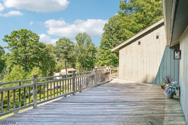9 Ross Rd, Byram Twp., NJ 07874