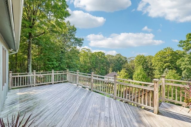 9 Ross Rd, Byram Twp., NJ 07874