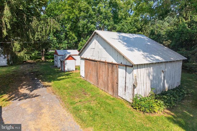 470 ROSEHILL RD, West Grove, PA 19390