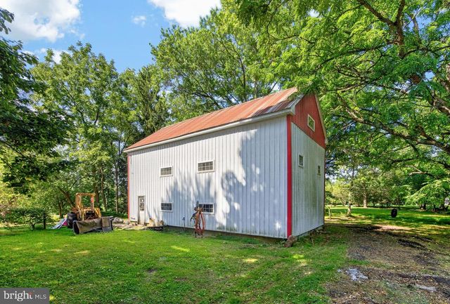 470 ROSEHILL RD, West Grove, PA 19390