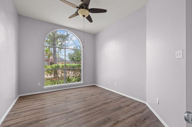 3602 Parkshire Drive, Pearland, TX 77584