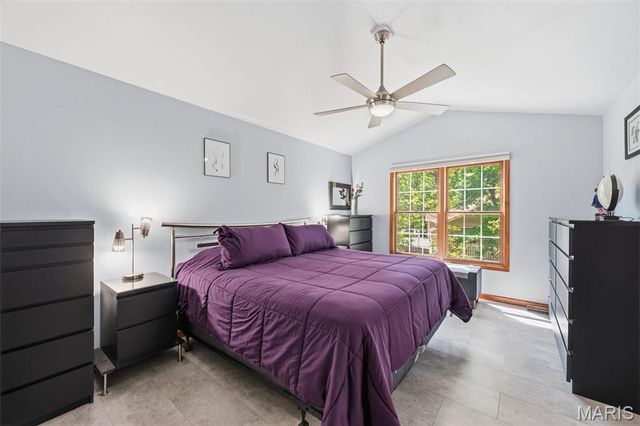6042 Richmond Drive, Hillsboro, MO 63050
