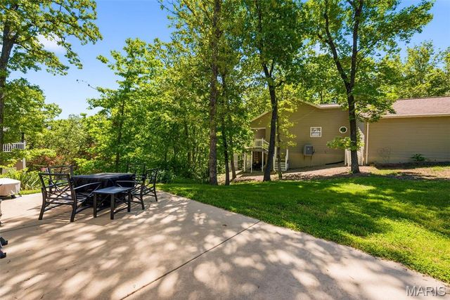 6042 Richmond Drive, Hillsboro, MO 63050