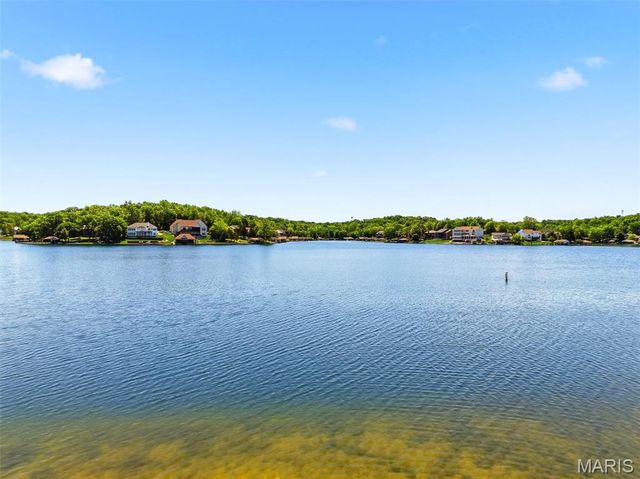 6042 Richmond Drive, Hillsboro, MO 63050