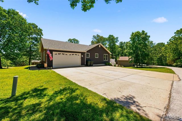 6042 Richmond Drive, Hillsboro, MO 63050