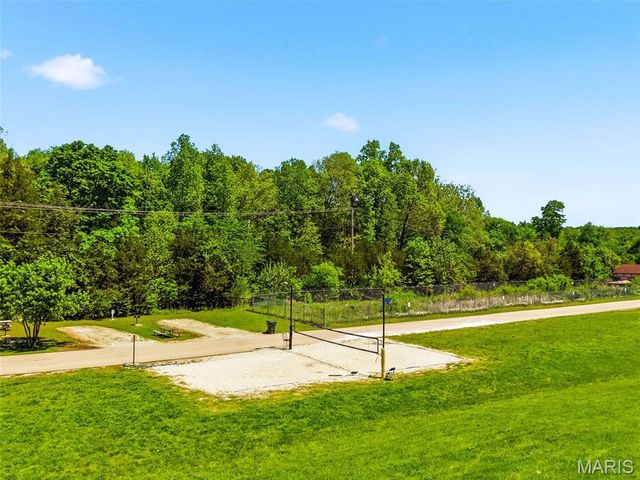 6042 Richmond Drive, Hillsboro, MO 63050