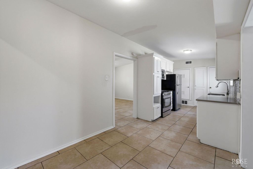 Image 6 of property listing at 2105 S A & M Avenue, San Angelo, TX 76904