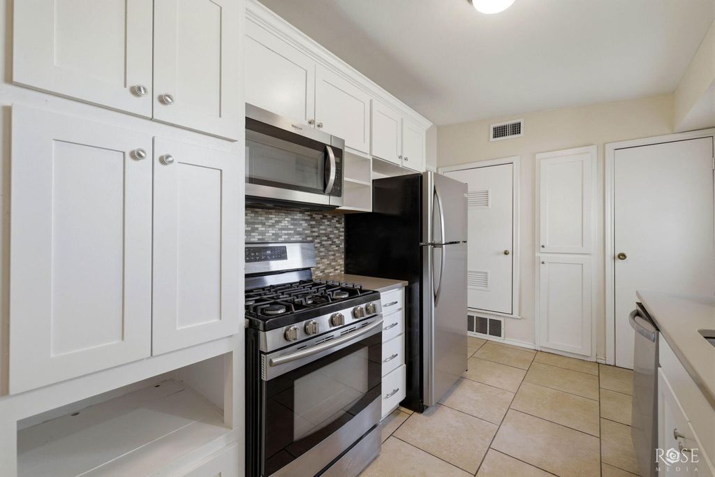 Image 8 of property listing at 2105 S A & M Avenue, San Angelo, TX 76904