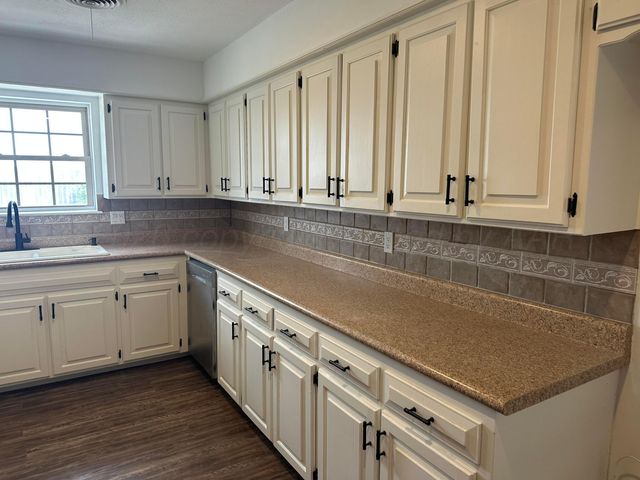 801 Skyline Drive, Borger, TX 79007