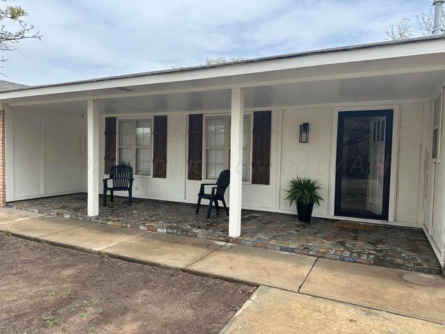 801 Skyline Drive, Borger, TX 79007