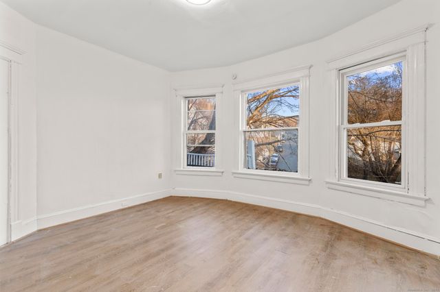 77 Wall Street, Waterbury, CT 06705