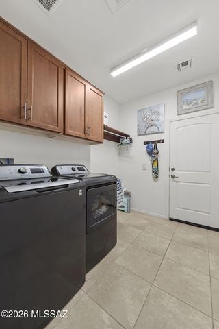 2547 E Josephine View Drive, Green Valley, AZ 85614