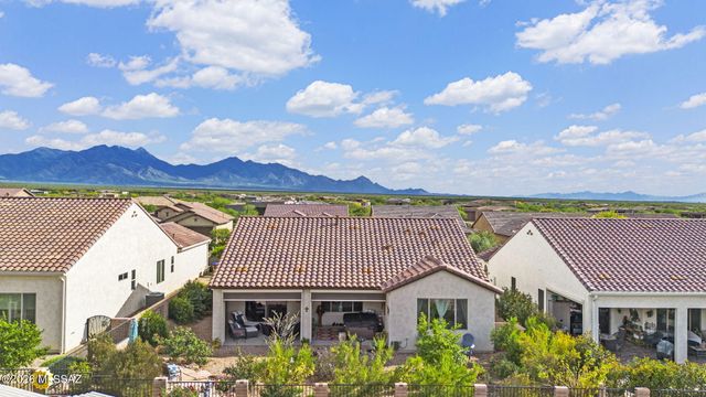 2547 E Josephine View Drive, Green Valley, AZ 85614