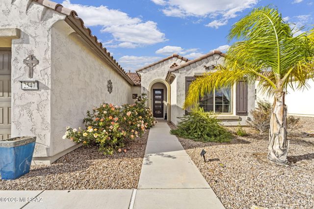 2547 E Josephine View Drive, Green Valley, AZ 85614