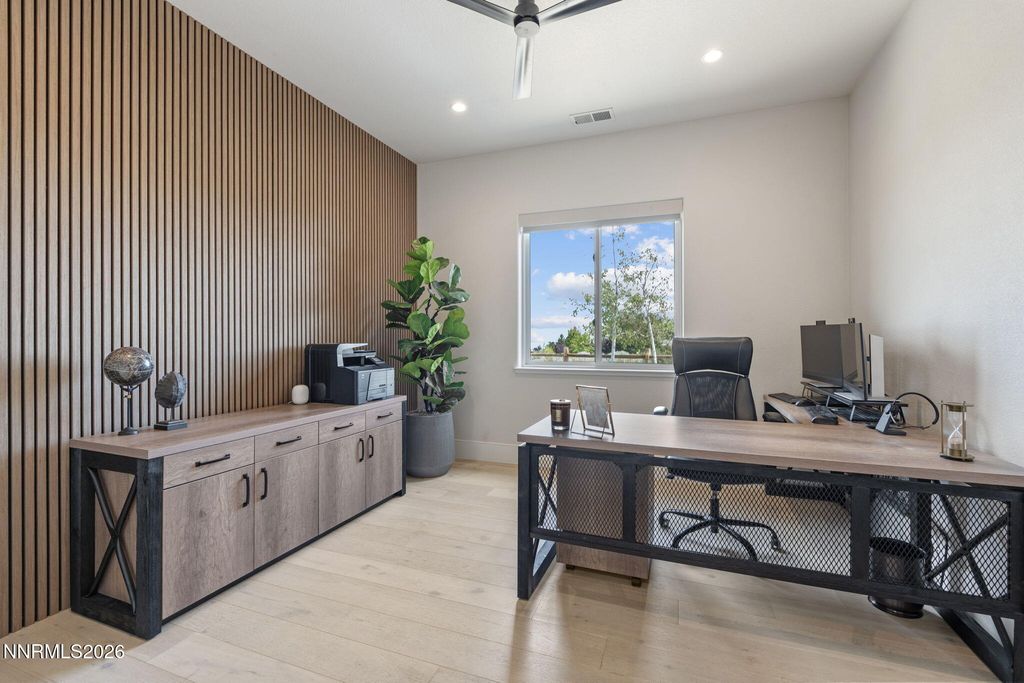 Image 41 of property listing at 5735 Flowering Sage Trail, Reno, NV 89511
