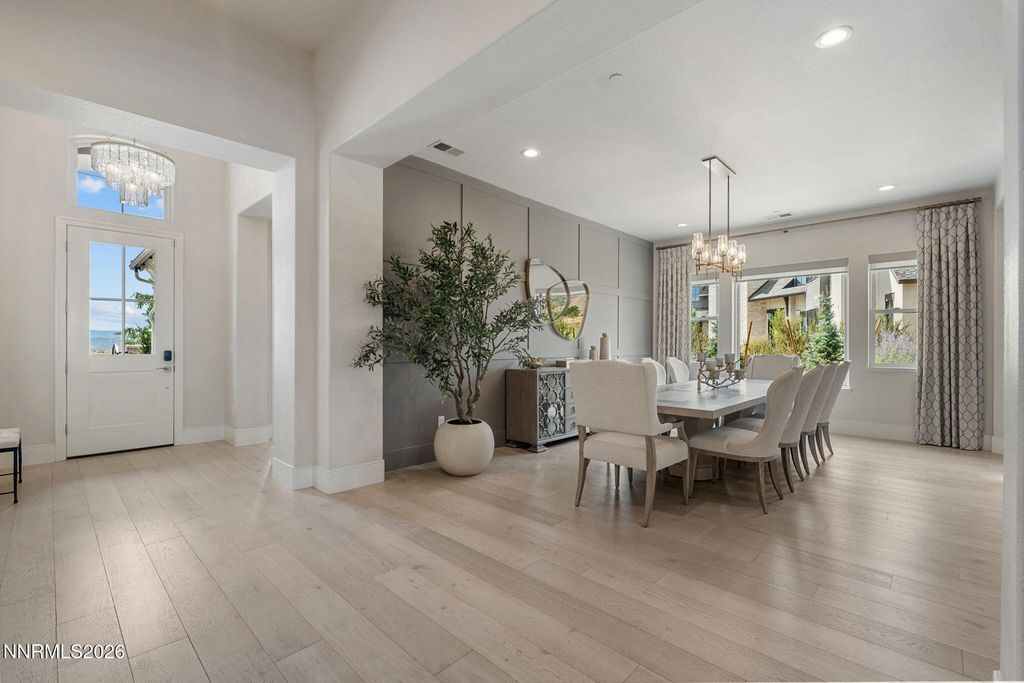 Image 5 of property listing at 5735 Flowering Sage Trail, Reno, NV 89511
