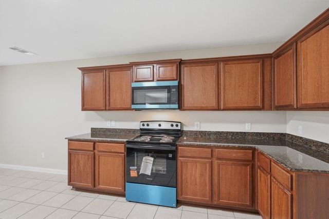 161 Dodge City Trail, Newark, TX 76071