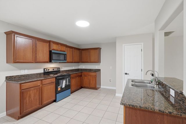161 Dodge City Trail, Newark, TX 76071