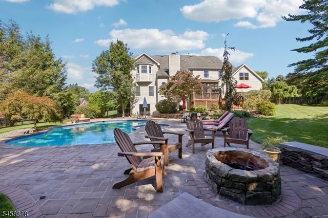 3 Lake Cherokee Dr, Randolph Twp., NJ 07869