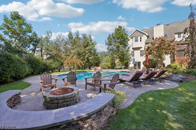 3 Lake Cherokee Dr, Randolph Twp., NJ 07869