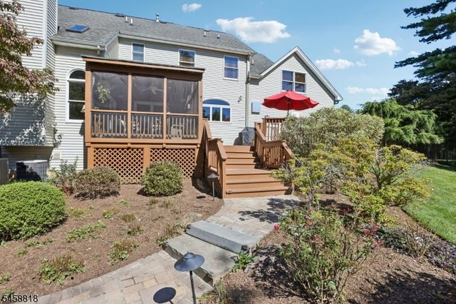 3 Lake Cherokee Dr, Randolph Twp., NJ 07869