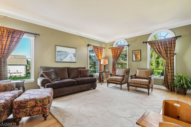 3 Lake Cherokee Dr, Randolph Twp., NJ 07869