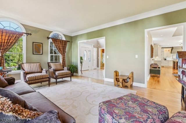 3 Lake Cherokee Dr, Randolph Twp., NJ 07869