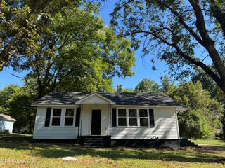 709 Strayhorn Street, Senatobia, MS 38668