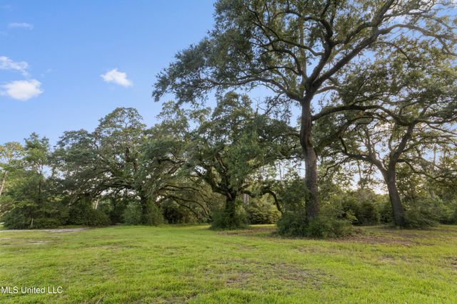 8.13 Acres Dixie Street, Ocean Springs, MS 39564