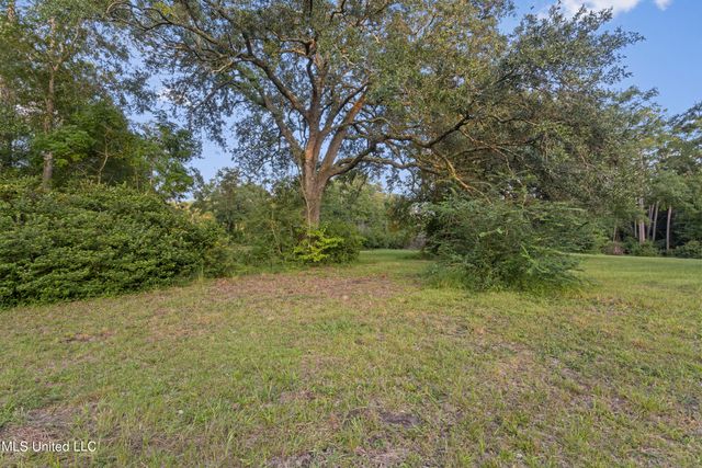8.13 Acres Dixie Street, Ocean Springs, MS 39564