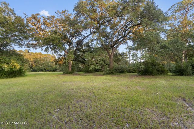 8.13 Acres Dixie Street, Ocean Springs, MS 39564