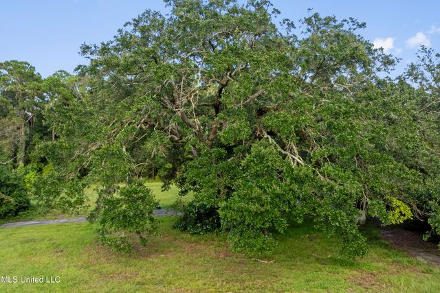8.13 Acres Dixie Street, Ocean Springs, MS 39564