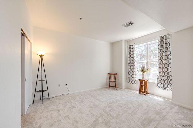 6005 W Castlegate Drive W B18, Castle Rock, CO 80108