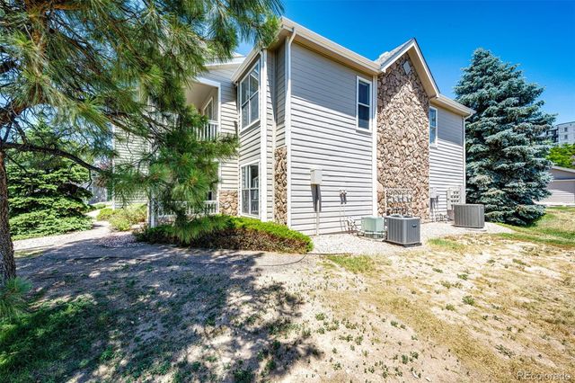 6005 W Castlegate Drive W B18, Castle Rock, CO 80108