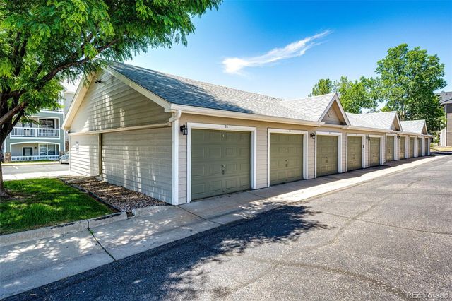 6005 W Castlegate Drive W B18, Castle Rock, CO 80108