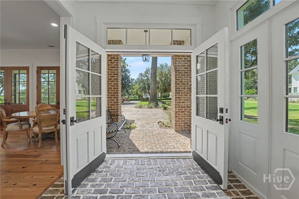 Image 3 of property listing at 45 Misty Morning Drive, Richmond Hill, GA 31324