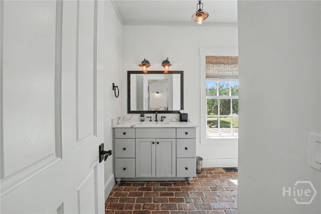 Image 34 of property listing at 45 Misty Morning Drive, Richmond Hill, GA 31324