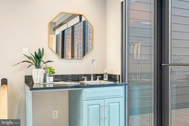 1342 W ST NW, Washington, DC 20009