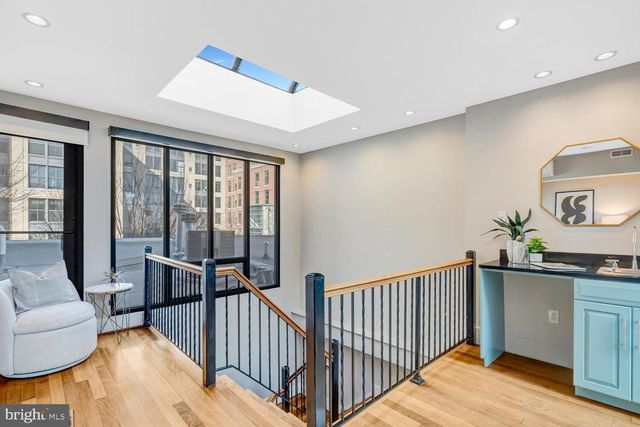 1342 W ST NW, Washington, DC 20009