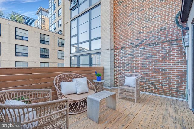 1342 W ST NW, Washington, DC 20009