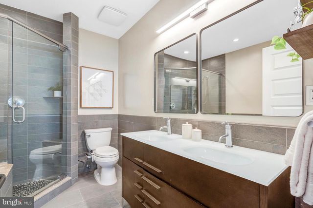 1342 W ST NW, Washington, DC 20009