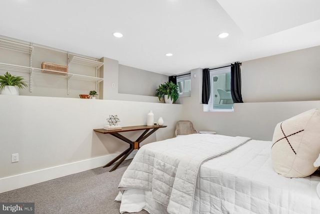 1342 W ST NW, Washington, DC 20009