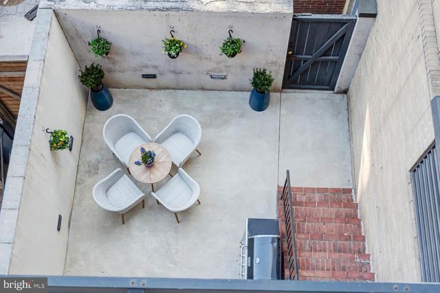 1342 W ST NW, Washington, DC 20009