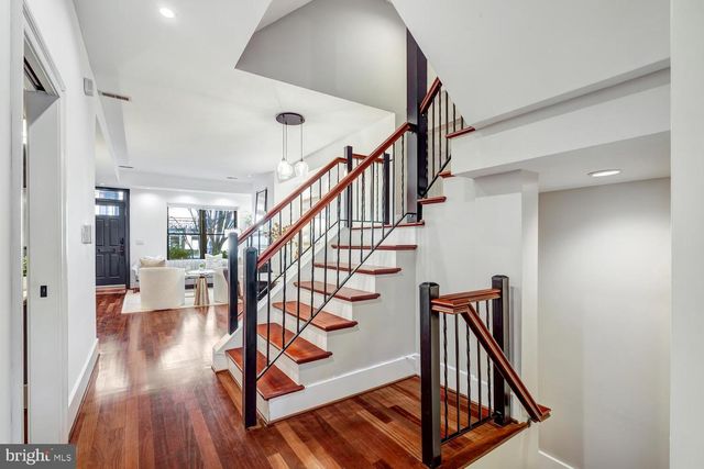 1342 W ST NW, Washington, DC 20009