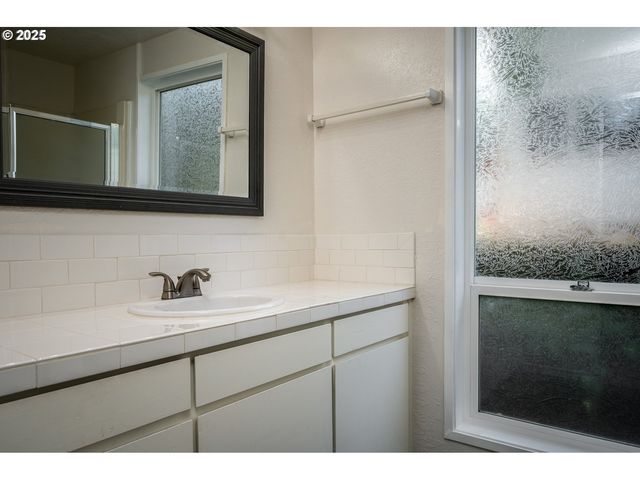 11505 Sw TERRACE TRAILS Dr, Portland, OR 97223