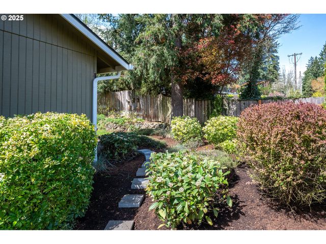 11505 Sw TERRACE TRAILS Dr, Portland, OR 97223