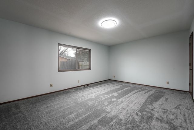 509 W 13th Ave, El Dorado, KS 67042