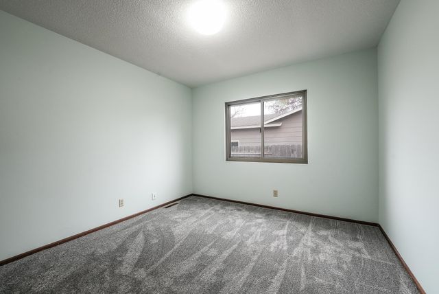 509 W 13th Ave, El Dorado, KS 67042